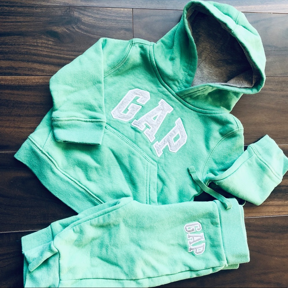 Baby Gap Baby Boy’s Green/Gray Hooded Jogger Set